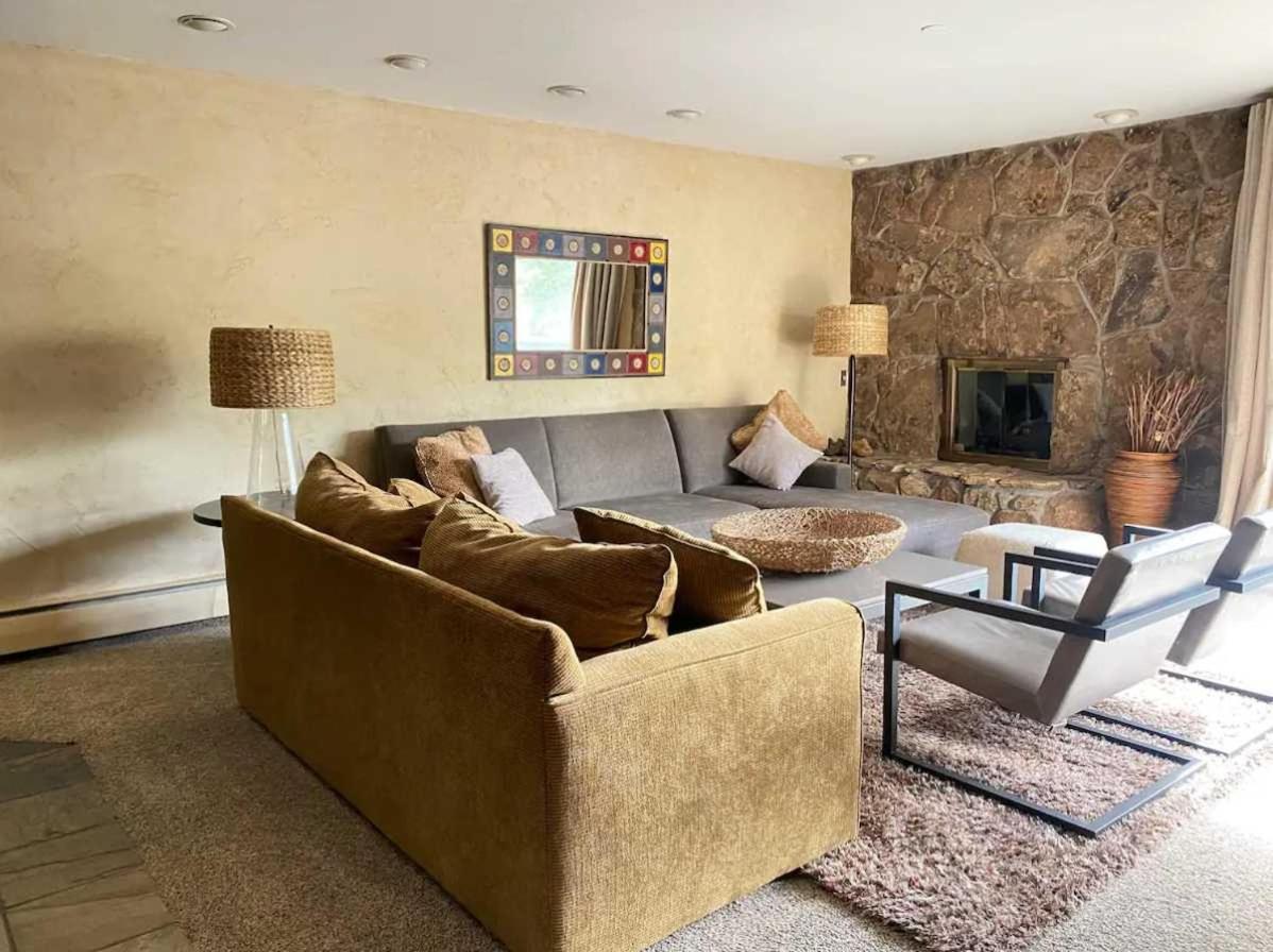 Best Location In The Heart Of Lions Head, Ski Lockers, Jacuzzi And Pool Vail Buitenkant foto