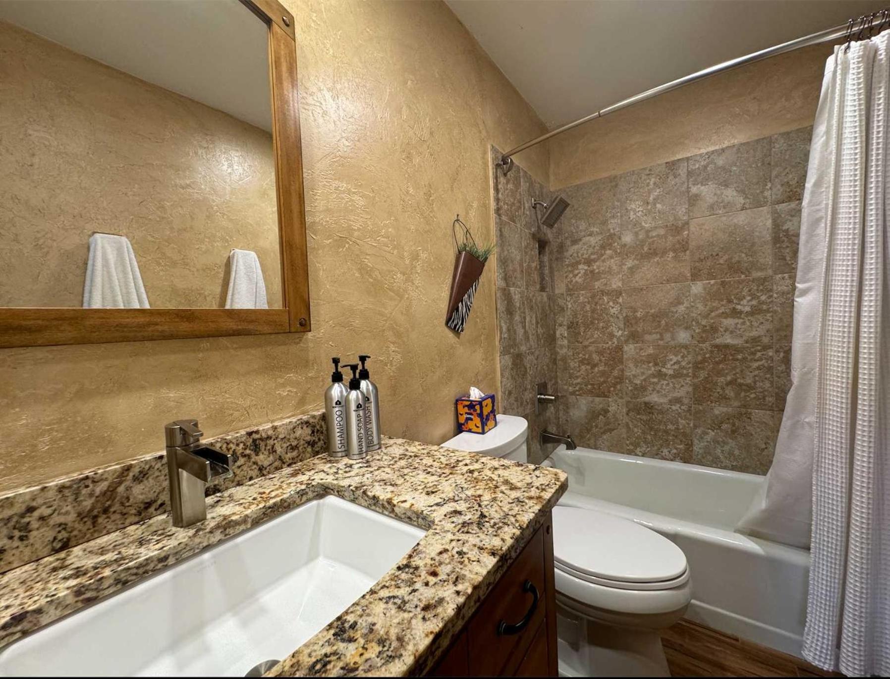 Best Location In The Heart Of Lions Head, Ski Lockers, Jacuzzi And Pool Vail Buitenkant foto